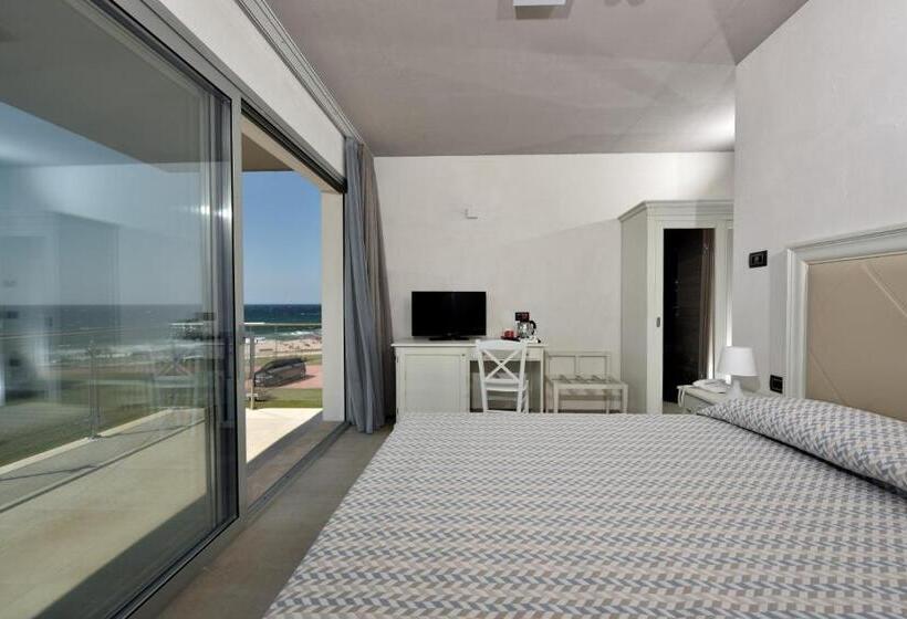 Семейный Номер Вид на Море, Bellevue Sardinia Resort, Affiliated by Meliá