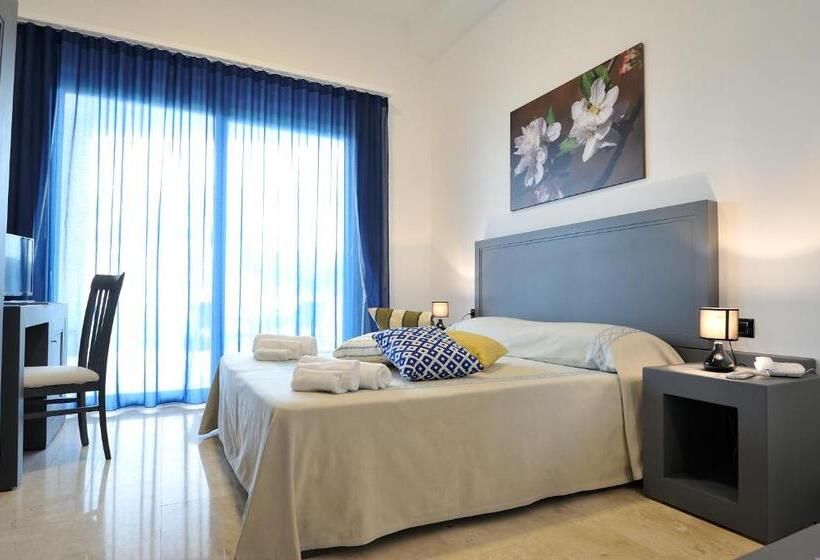 Семейный Номер Вид на Море, Bellevue Sardinia Resort, Affiliated by Meliá