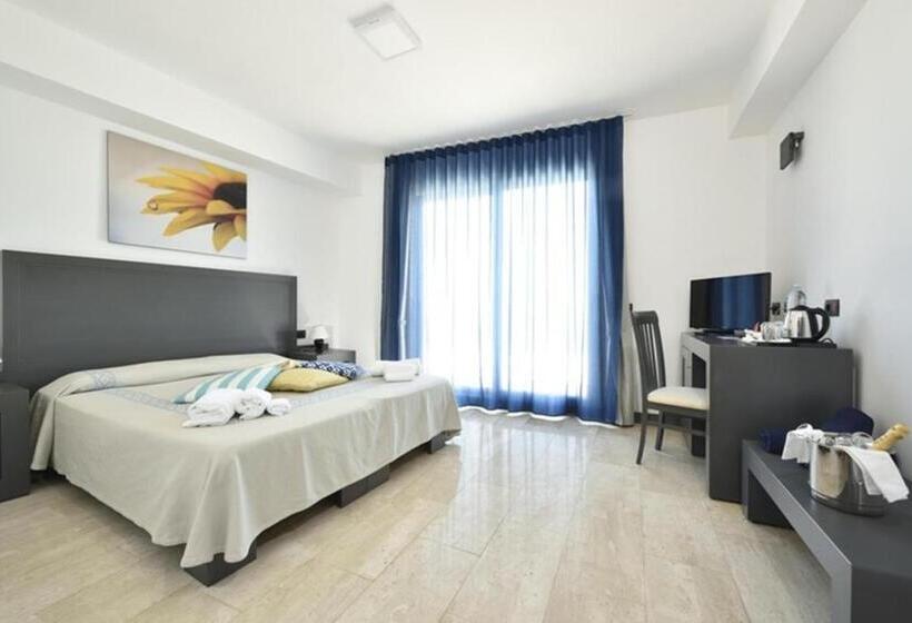 Семейный Номер Вид на Сад, Bellevue Sardinia Resort, Affiliated by Meliá