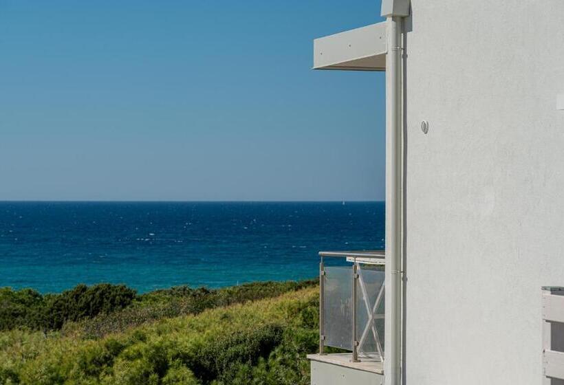 Семейный Номер Вид на Море, Bellevue Sardinia Resort, Affiliated by Meliá