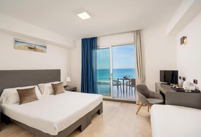 Семейный Номер Вид на Море, Bellevue Sardinia Resort, Affiliated by Meliá