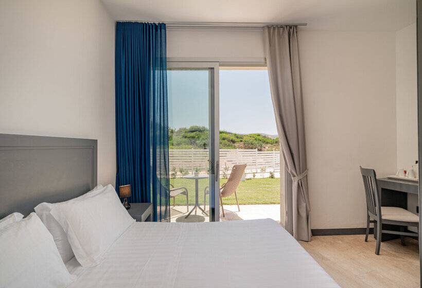 Номер Стандарт Боковой Вид на Море, Bellevue Sardinia Resort, Affiliated by Meliá