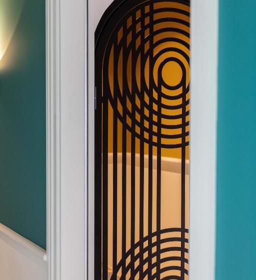 豪华海景房, Château De Théoule