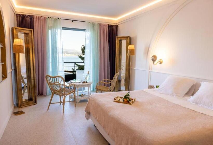 总统套房, Château De Théoule