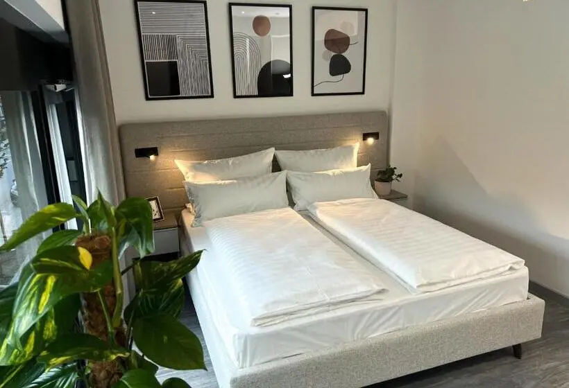 اتاق لوکس, Arus Hotels