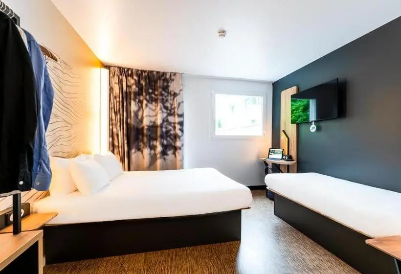 Standard Kolmen Hengen Huone, B&b Hotel Versailles Rocquencourt