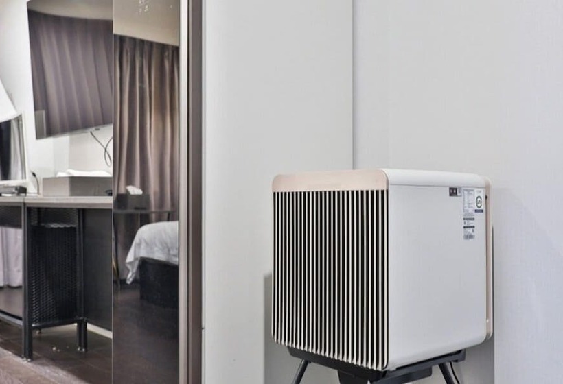 Habitació Deluxe, Beyond