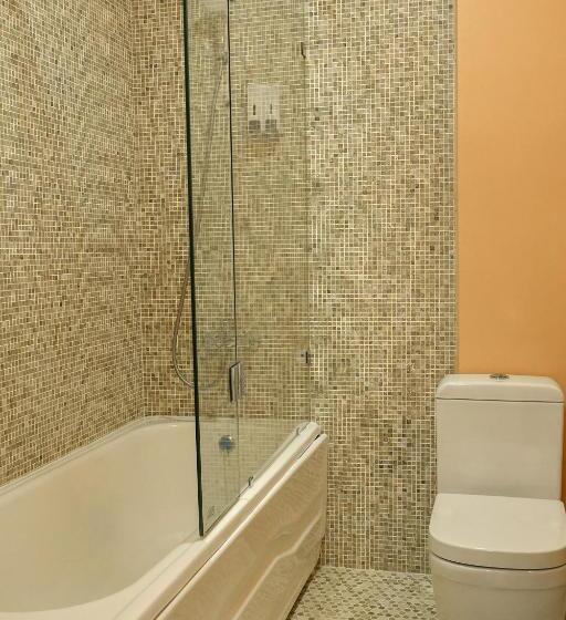 غرفة قياسية ثلاثية, Khan Hotel Samarkand