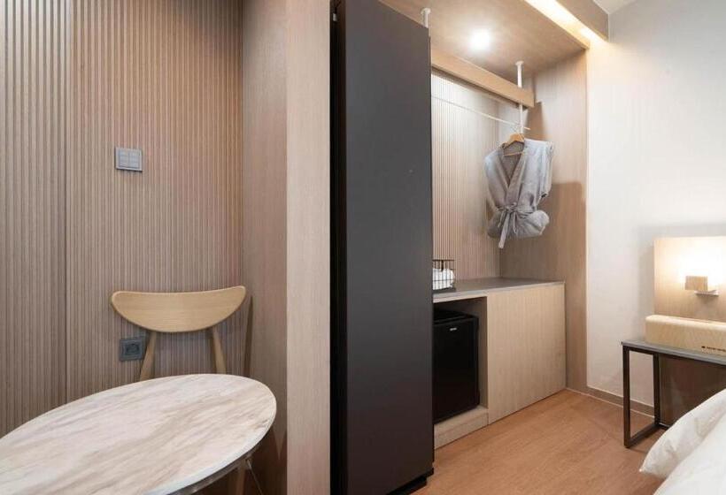 اتاق استاندارد, Hound Hotel Gimhae Samgye