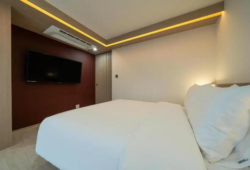 اتاق پرمیوم, Hound Hotel Gimhae Samgye
