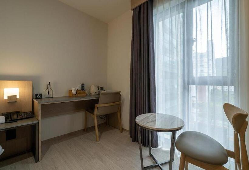 اتاق پرمیوم, Hound Hotel Gimhae Samgye