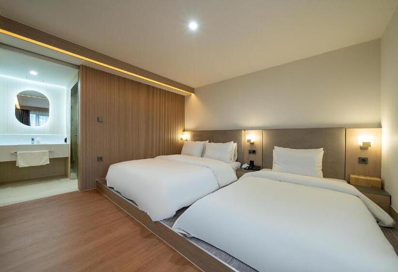 غرفة عائلية, Hound Hotel Gimhae Samgye
