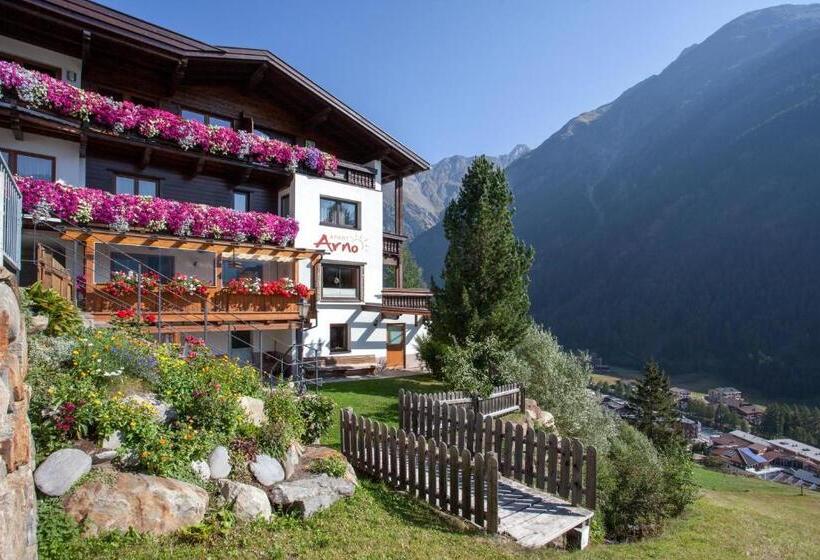 标准工作室, Apart Hotel Arno