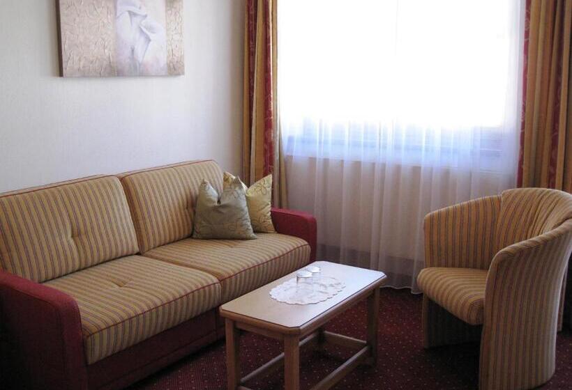 Полулюкс, Apart Hotel Garni Strasser