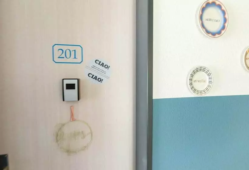Perhehuone, Becozy Du Lac Self Check In Hotel Riviera Edition