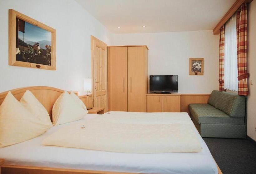 شقة غرفتين نوم مزودة بشُرفة, Appartements Wieshof