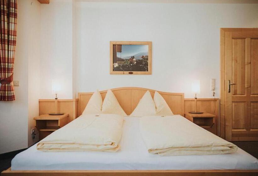 شقة غرفتين نوم مزودة بشُرفة, Appartements Wieshof