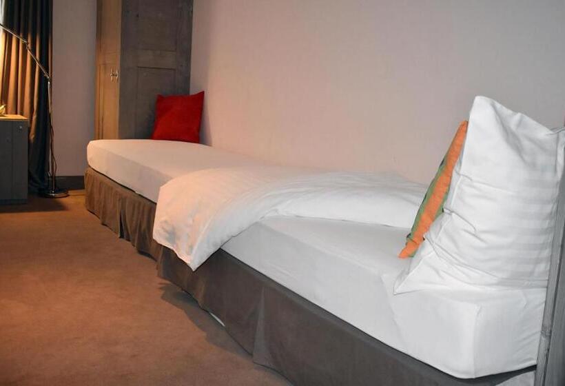 标准三人间, Central, Spa & Lounge Bar