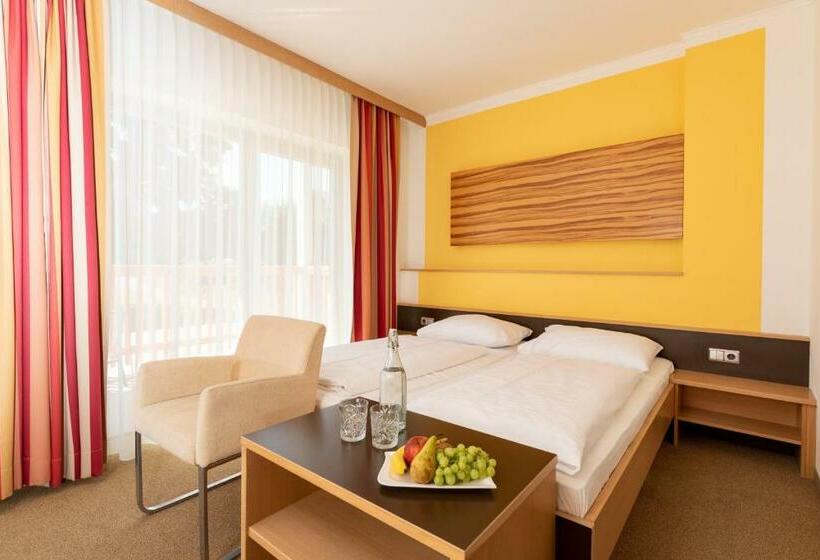 デラックストリプルルーム, Der Trattner   Hotel Trattnerhof & Hotel Schöcklblick