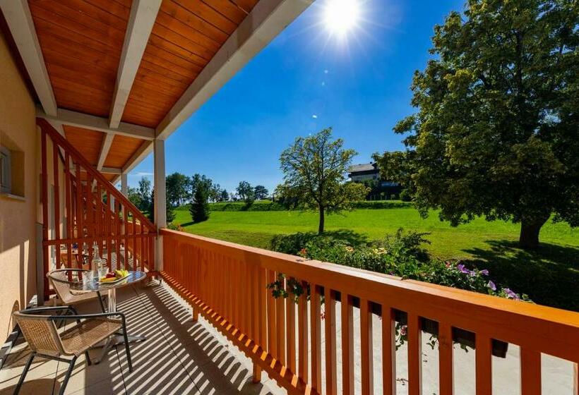 デラックストリプルルーム, Der Trattner   Hotel Trattnerhof & Hotel Schöcklblick