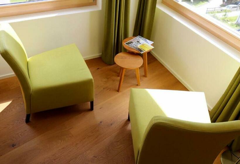 Номер Стандарт Вид на Горы, Guarda Lodge