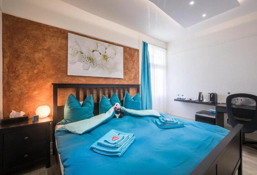 带1个卧室的豪华别墅, Max Aviation Villa & Apartments