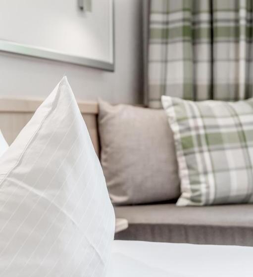 آپارتمان 4 خوابه, Montanara