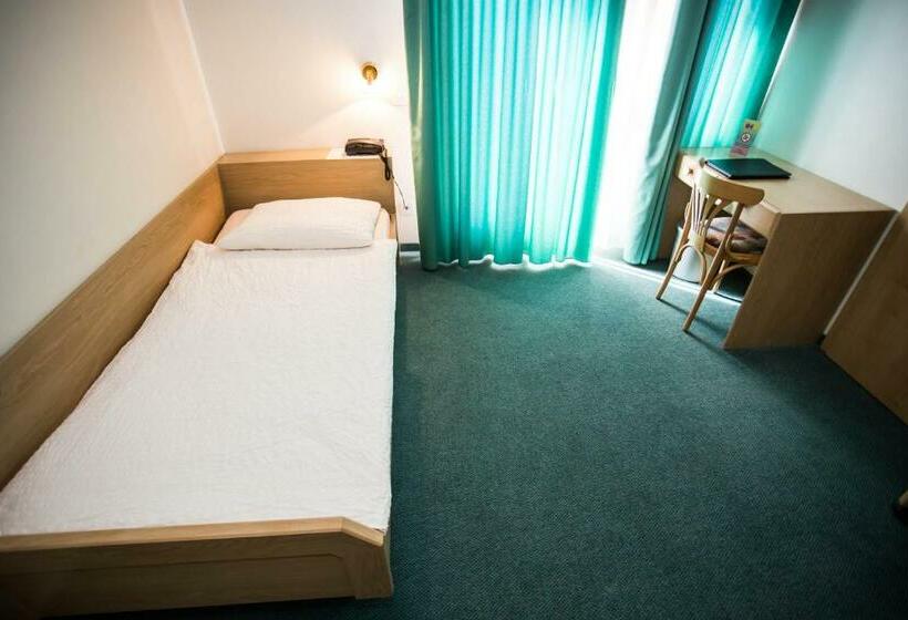 חדר סטנדרט יחיד, Olympica