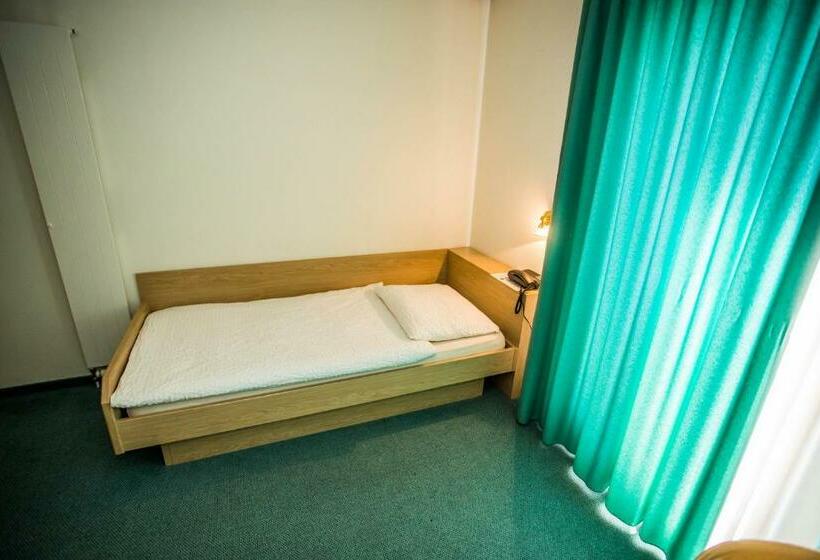 חדר סטנדרט יחיד, Olympica