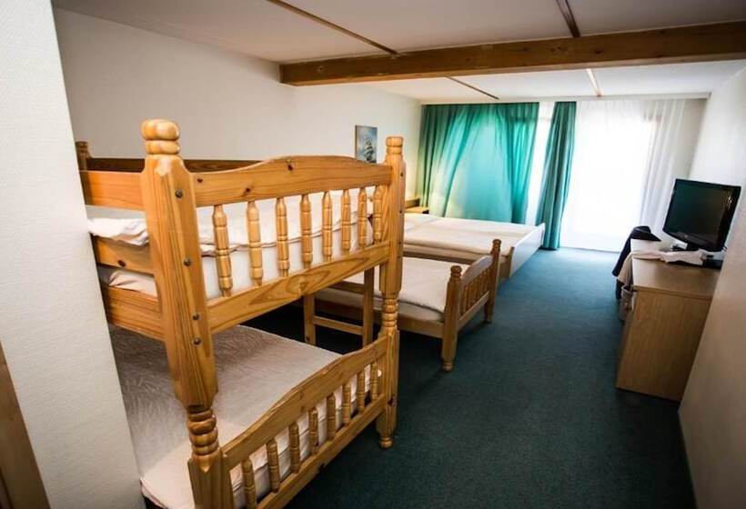 חדר משפחתי, Olympica