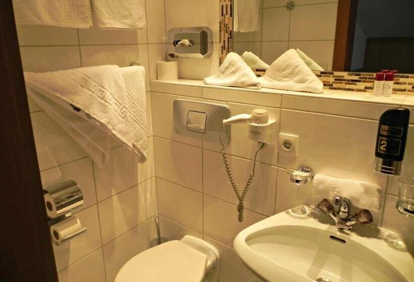 חדר סטנדרט לשלושה, Restaurant Sonnhof