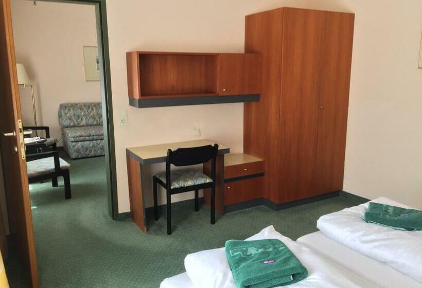 Семейный Номер, See Hotel Post Am Attersee