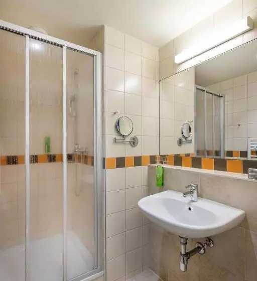 スタンダード４人部屋, Jufa Hotel Spital Am Pyhrn