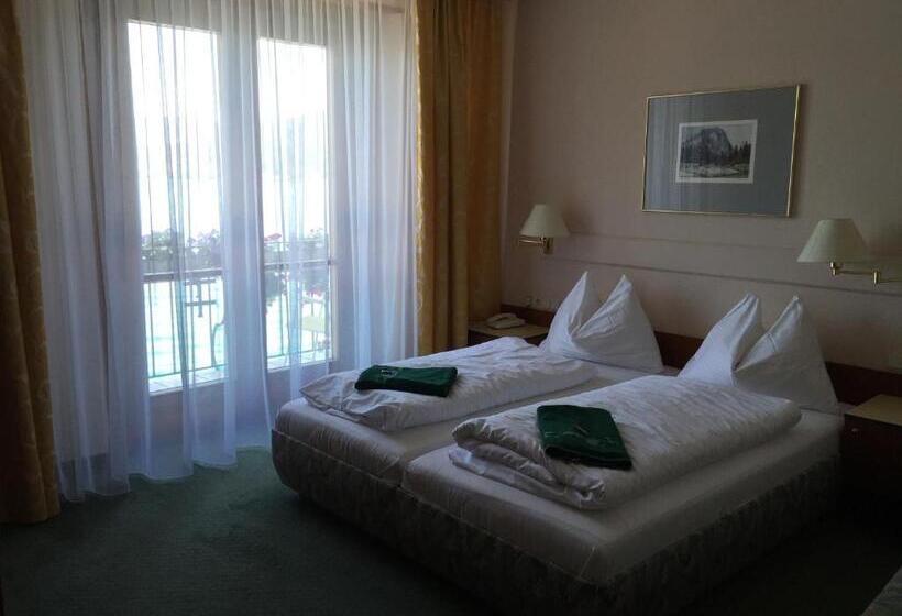 Suite with lake view, See Hotel Post Am Attersee