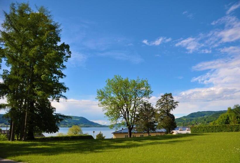Вилла 1 Спальня, See Hotel Post Am Attersee