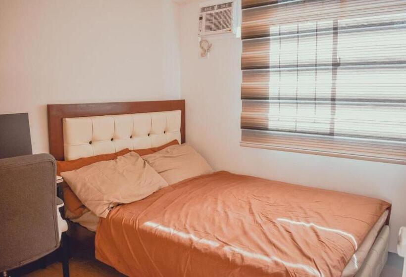 Семейный Номер, Aipad Condo Rentals