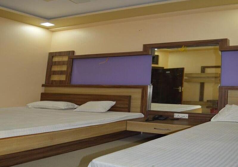 Семейный Номер Deluxe, 5 Mint Walking From Dargah Hotel Dabi Palace