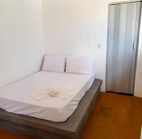 غرفة قياسية, Dumangue Kite House