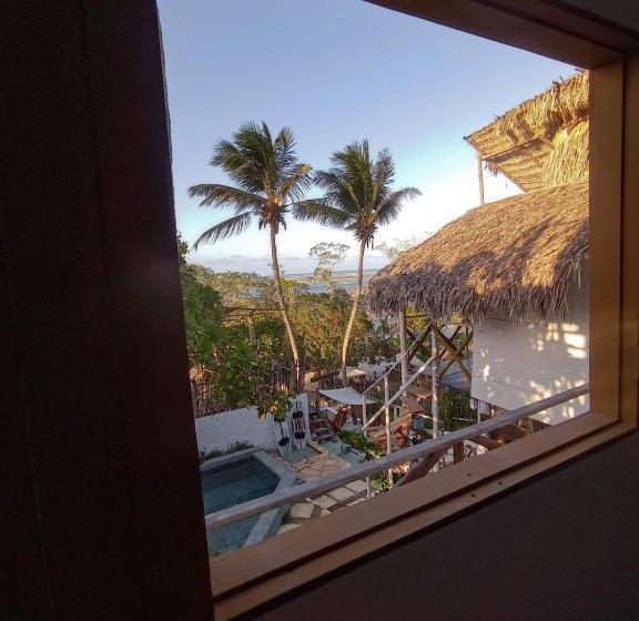 Triple Room Sea View, Dumangue Kite House