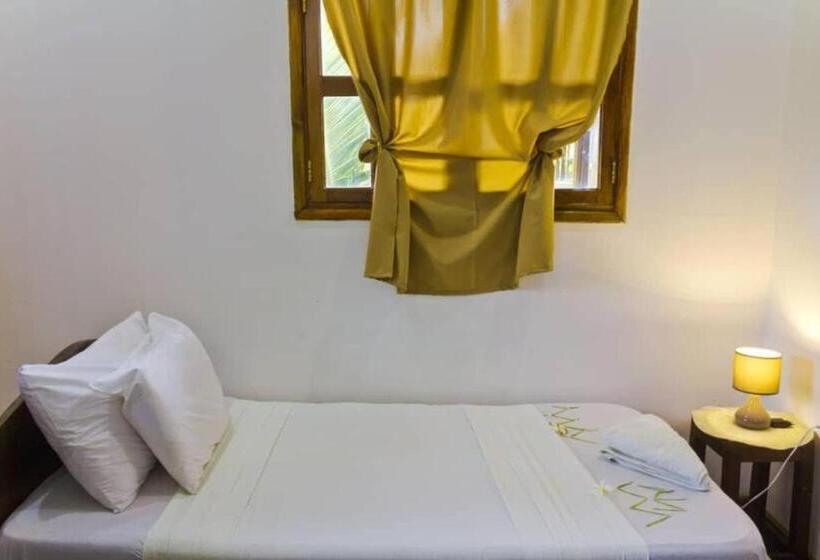 غرفة قياسية, Jambiani Wood House