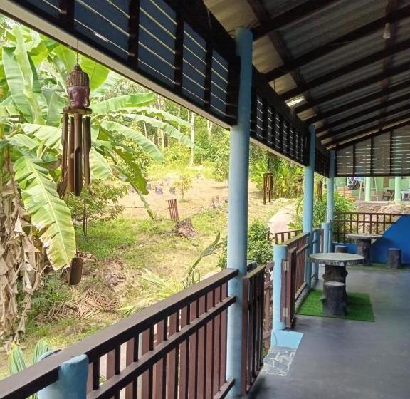 스탠다드 룸, Chor Chaba