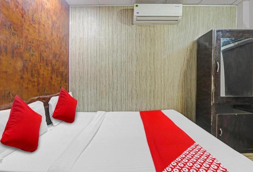 Трехместный Номер Классика, Oyo Flagship Geetanjali