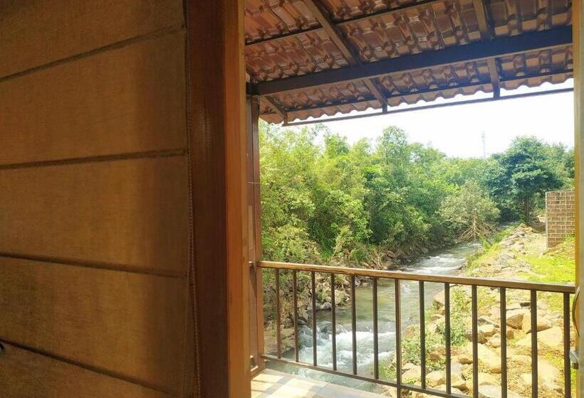 غرفة ديلوكس, Riverside County Resort