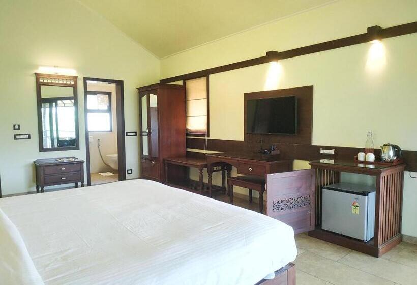 إستوديو قياسى, Riverside County Resort