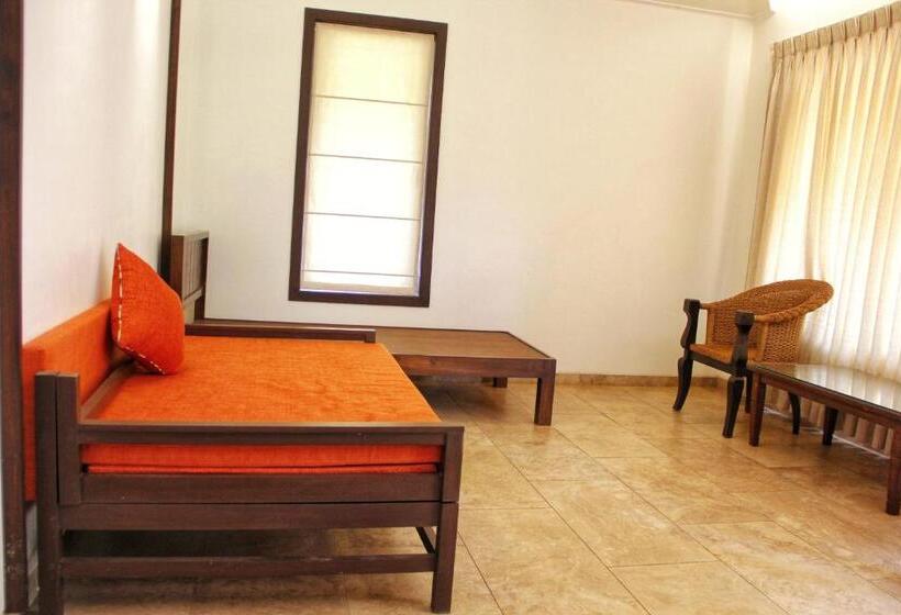 סוויטה, Riverside County Resort