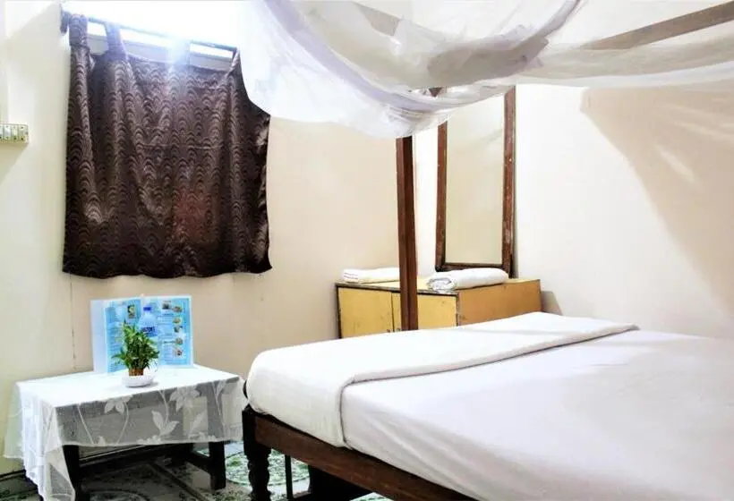 Chambre Standard, Sai Valentine S Goa