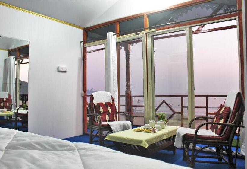 חדר סטנדרט עם מיטת קינג, Sai Valentine S   Goa