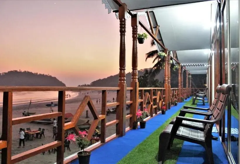 Chambre Standard Lit King Size, Sai Valentine S Goa