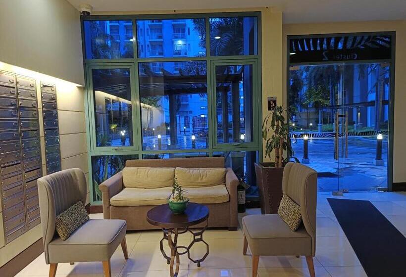 إستوديو قياسى, Near Terminal 3 Two Palmtree Villas Walking Distance Only