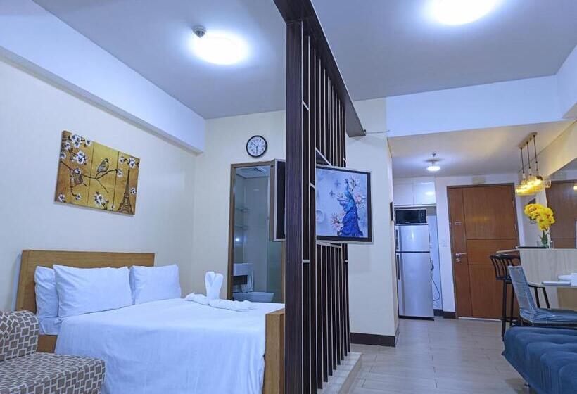 إستوديو قياسى, Near Terminal 3 Two Palmtree Villas Walking Distance Only